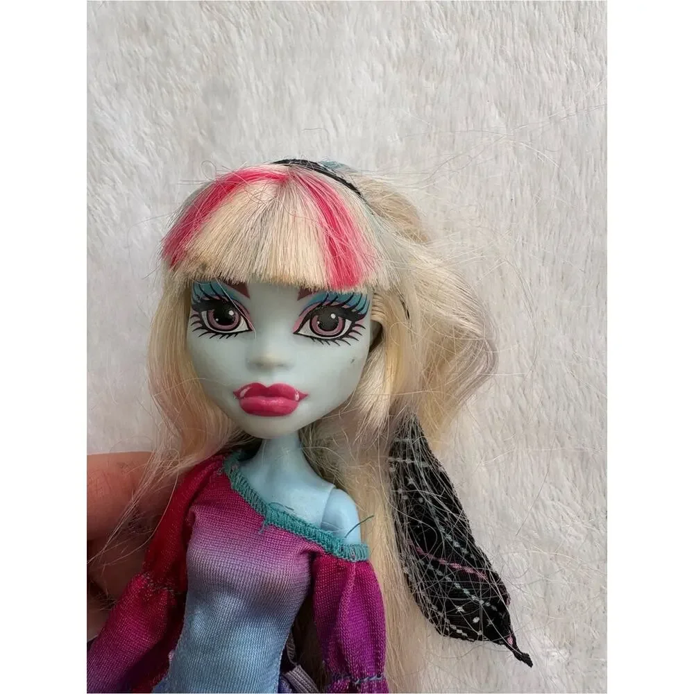 2013 monster high Abbey Bominable fashion Blue Skinned doll music festival